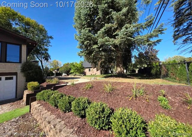2451 Judy Lane, Shelby Twp, MI 48316