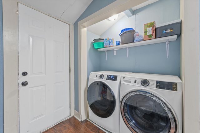 607 E 8th Street, Kemp, TX 75143