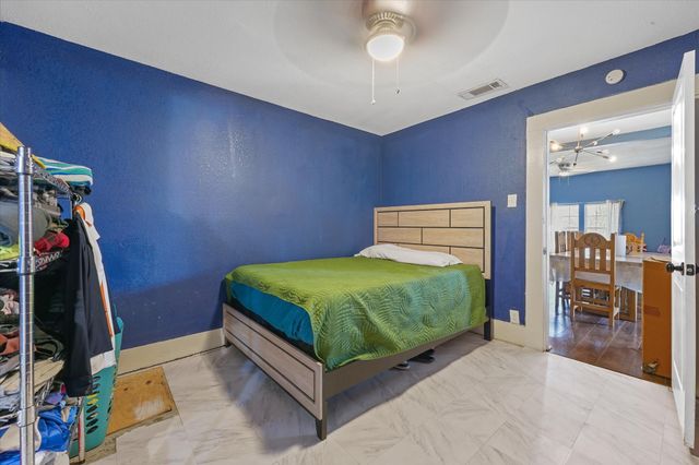 607 E 8th Street, Kemp, TX 75143