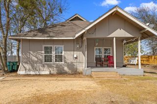 607 E 8th Street, Kemp, TX 75143