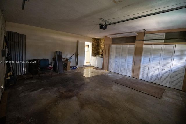 9041 SW 88th St 9041, Miami, FL 33173