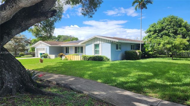 9041 SW 88th St 9041, Miami, FL 33173