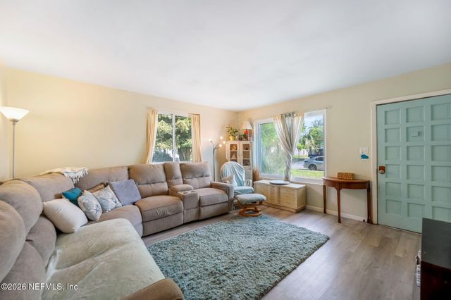 27 SAN PABLO Circle N, Jacksonville Beach, FL 32250