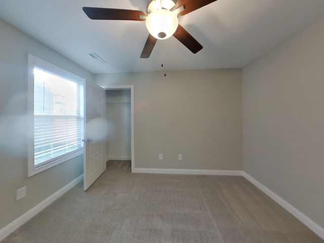 1085 Dublin Dr, Clarksville, TN 37042