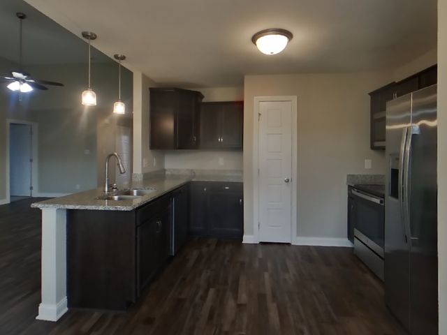 1085 Dublin Dr, Clarksville, TN 37042