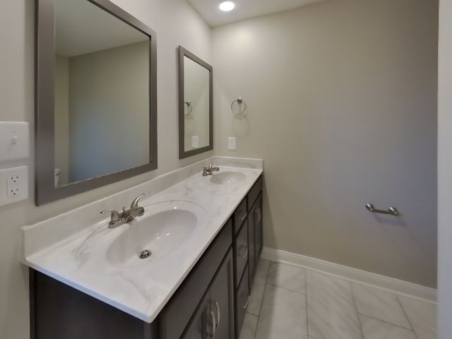 1085 Dublin Dr, Clarksville, TN 37042