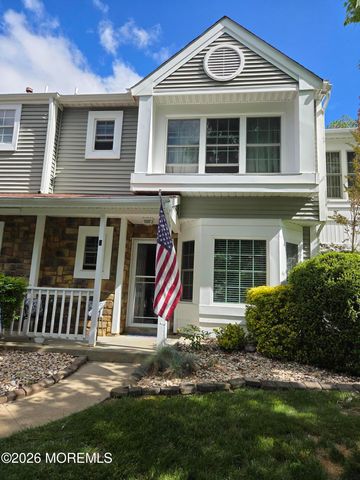 7 Horseshoe Court, Tinton Falls, NJ 07753
