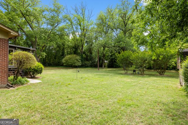 106 NE E Valley Rd, Rome, GA 30161