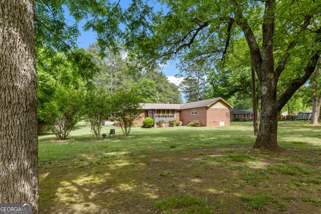 106 NE E Valley Rd, Rome, GA 30161