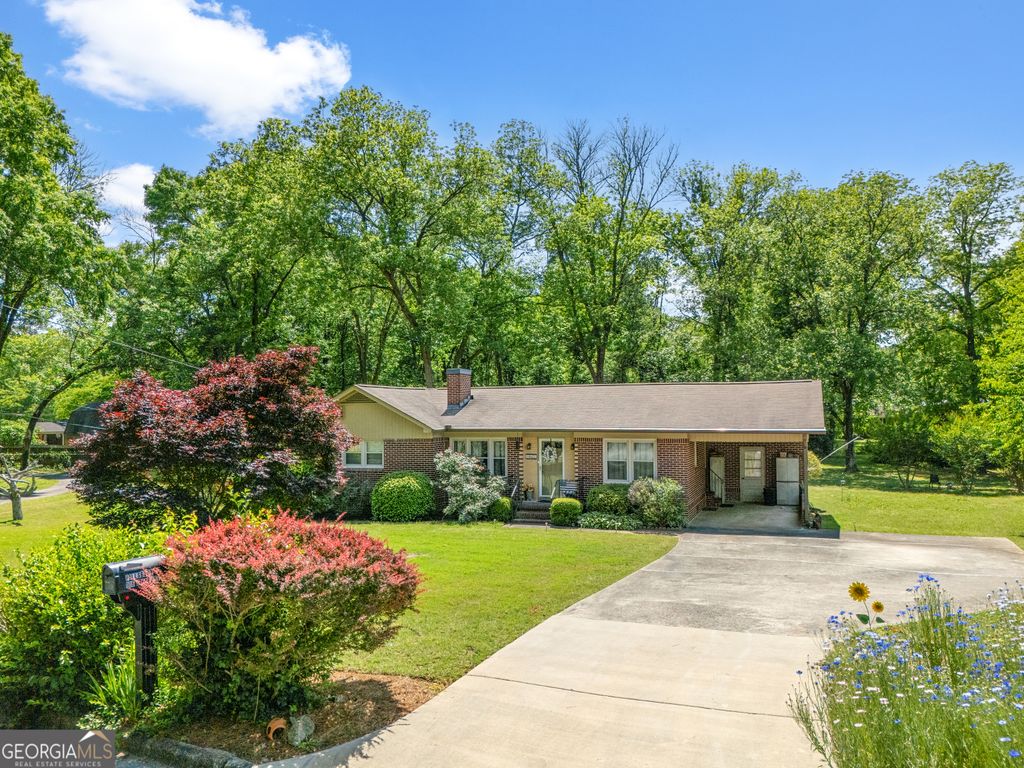 106 NE E Valley Rd, Rome, GA 30161