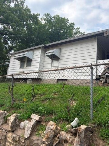 400 N Belmont Avenue, Kansas City, MO 64123