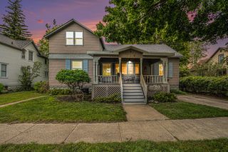 706 W Loomis Street, Ludington, MI 49431