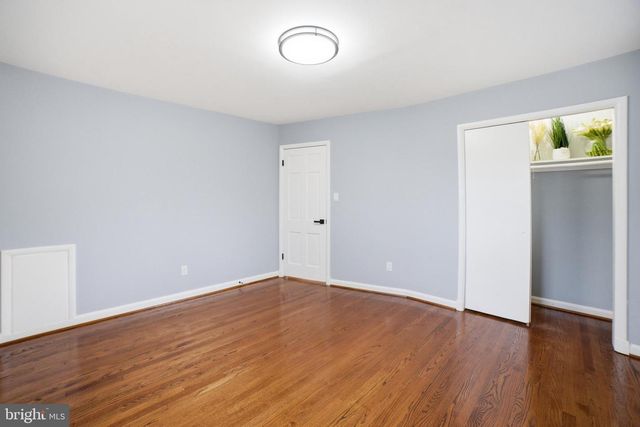 5001 BARTO AVE, Suitland, MD 20746