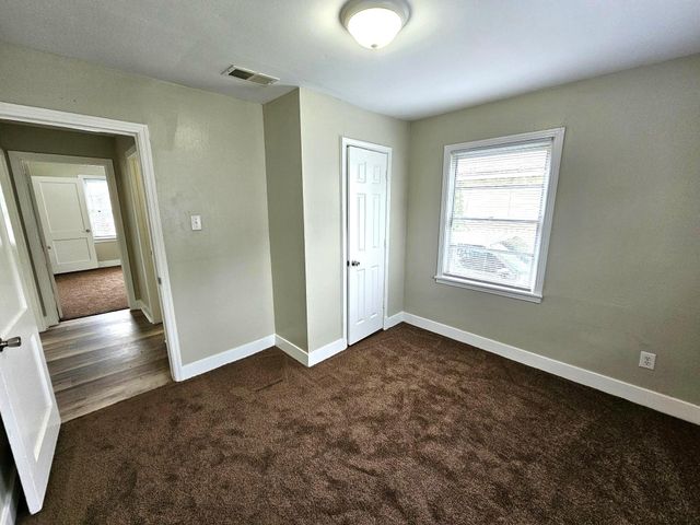 202 N Logan Street, Texas City, TX 77590