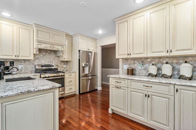 732 Teal Drive, New Lenox, IL 60451