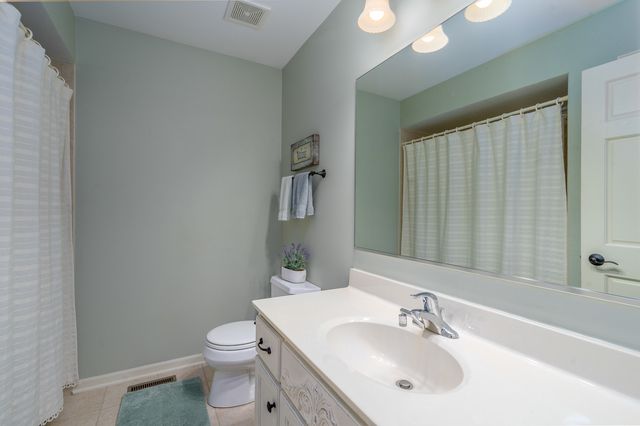 732 Teal Drive, New Lenox, IL 60451