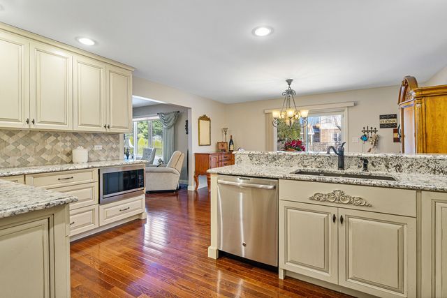 732 Teal Drive, New Lenox, IL 60451