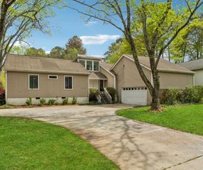 2470 Woodmere Drive, Marietta, GA 30068