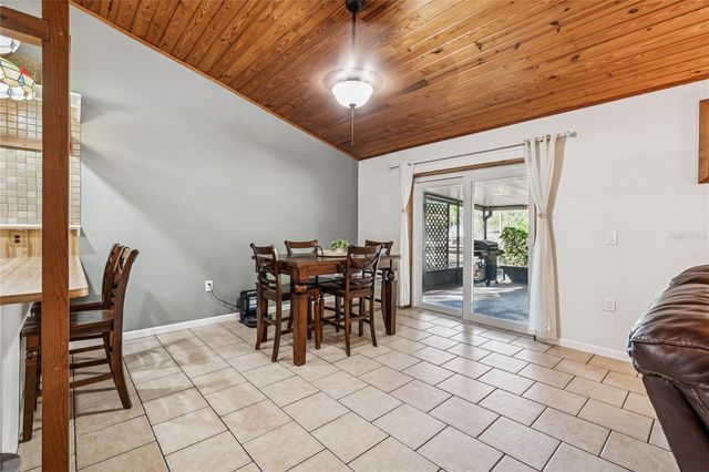 17641 DEERFIELD DRIVE, Lutz, FL 33558