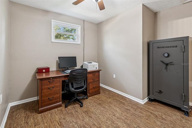 17641 DEERFIELD DRIVE, Lutz, FL 33558