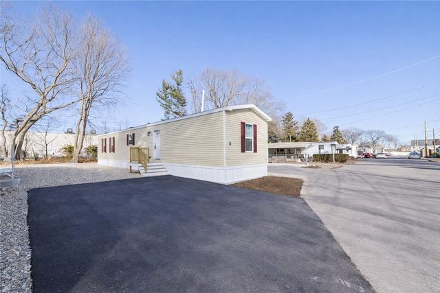 1346 Newport Avenue, Attleboro, MA 02703