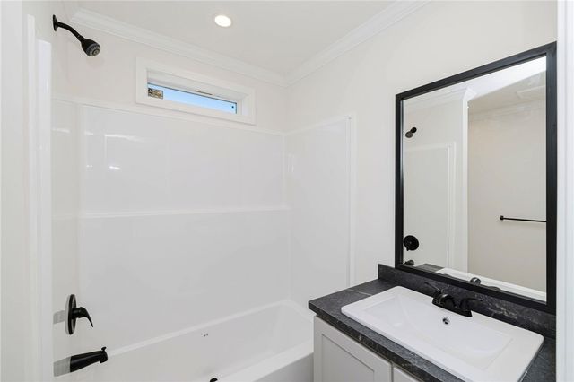 1346 Newport Avenue, Attleboro, MA 02703