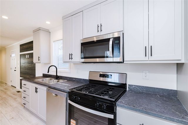 1346 Newport Avenue, Attleboro, MA 02703