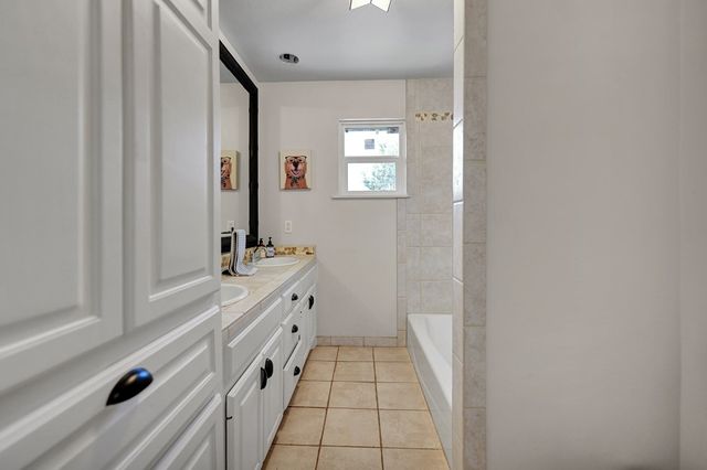 3205 Sinclair Ave, Midland, TX 79705