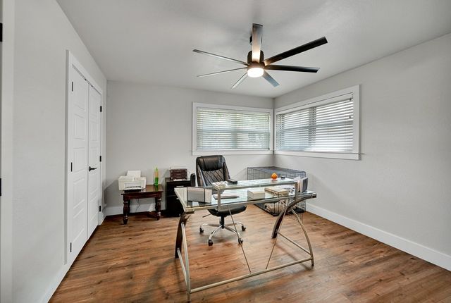 3205 Sinclair Ave, Midland, TX 79705