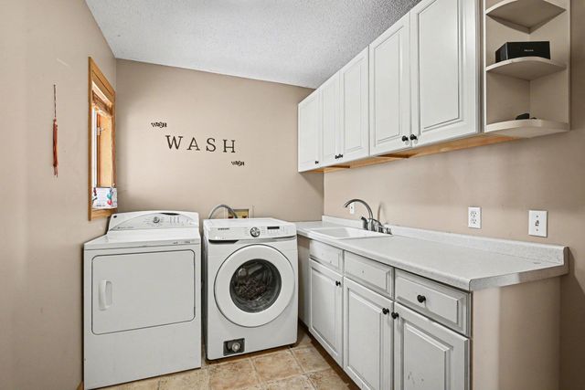 7087 Wellington Lane N, Maple Grove, MN 55369