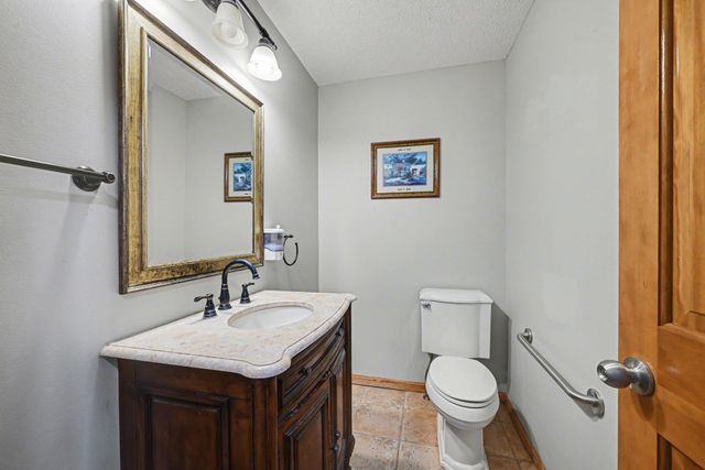 7087 Wellington Lane N, Maple Grove, MN 55369