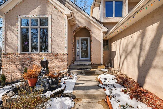 7087 Wellington Lane N, Maple Grove, MN 55369