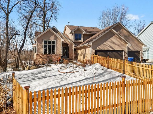 7087 Wellington Lane N, Maple Grove, MN 55369