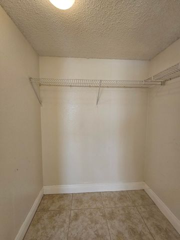 1760 Windorah Way C, West Palm Beach, FL 33411