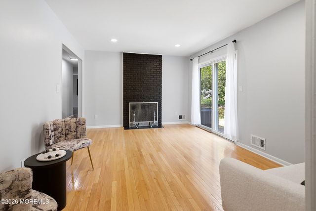 10 Beacon Drive, Howell, NJ 07731