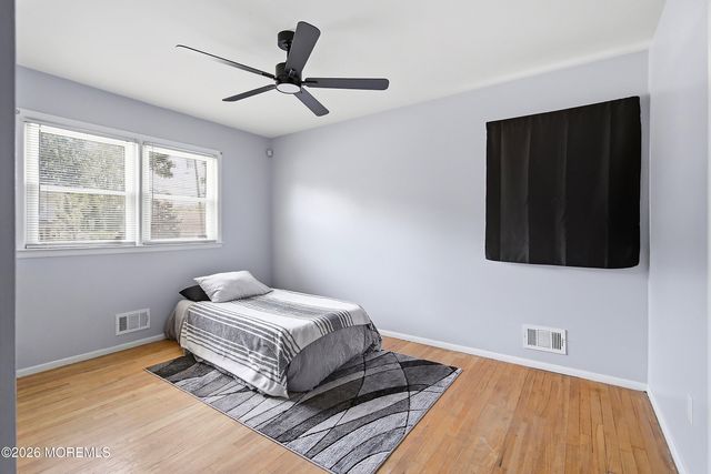 10 Beacon Drive, Howell, NJ 07731