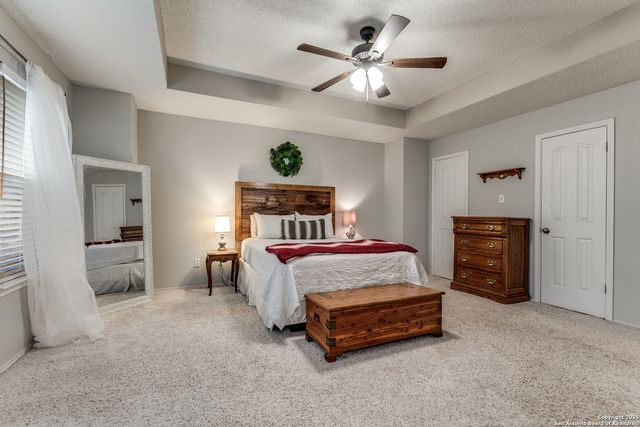 1526 mooreshill, San Antonio, TX 78253