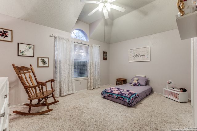 1526 mooreshill, San Antonio, TX 78253