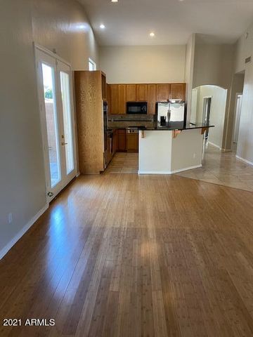 891 N DATE PALM Drive, Gilbert, AZ 85234