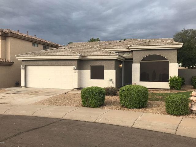 891 N DATE PALM Drive, Gilbert, AZ 85234