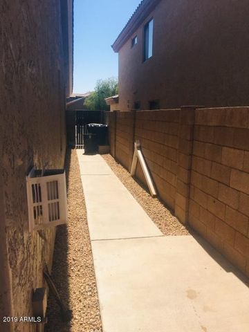 891 N DATE PALM Drive, Gilbert, AZ 85234