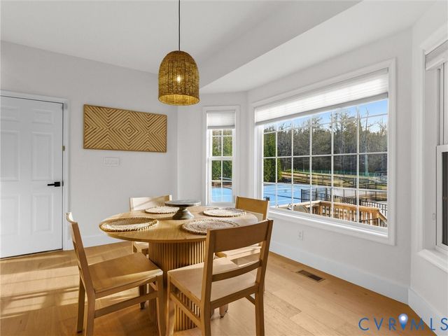 9310 Beaver Bridge Rd, Moseley, VA 23120