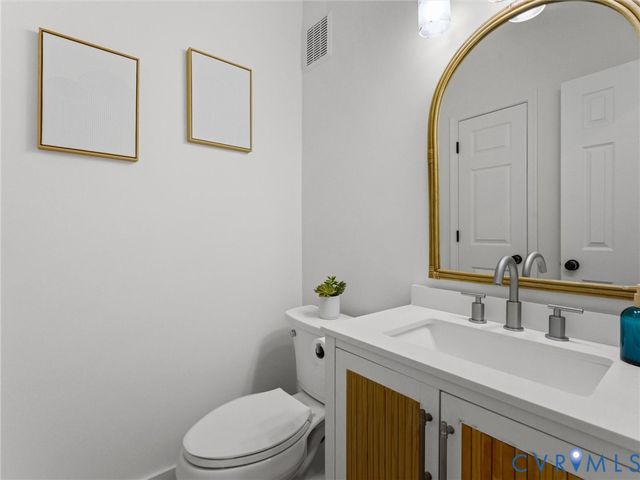 9310 Beaver Bridge Rd, Moseley, VA 23120