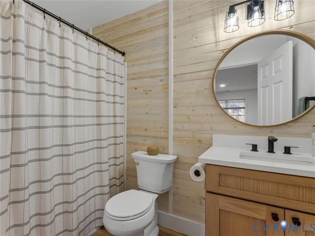 9310 Beaver Bridge Rd, Moseley, VA 23120