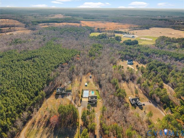 9310 Beaver Bridge Rd, Moseley, VA 23120