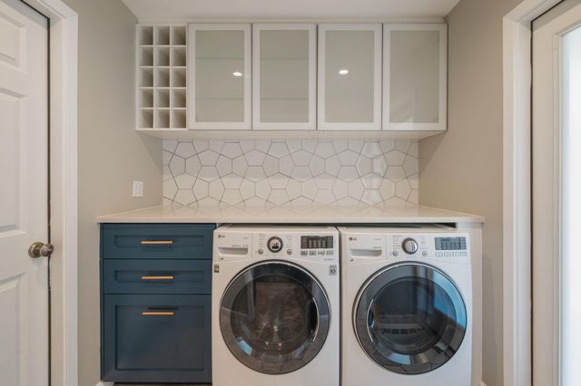 2415 Little John LN, Austin, TX 78704