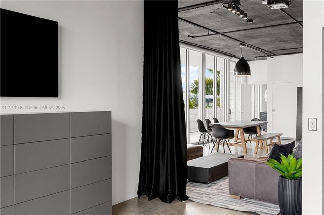 1700 Meridian Ave 501, Miami Beach, FL 33139