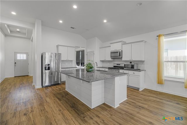 412 Brushy Creek, Victoria, TX 77904