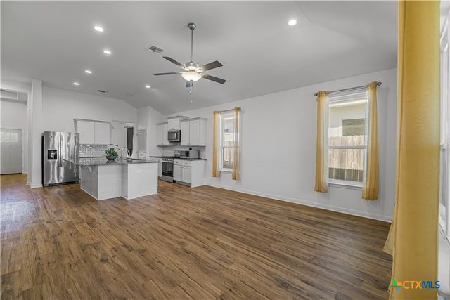 412 Brushy Creek, Victoria, TX 77904