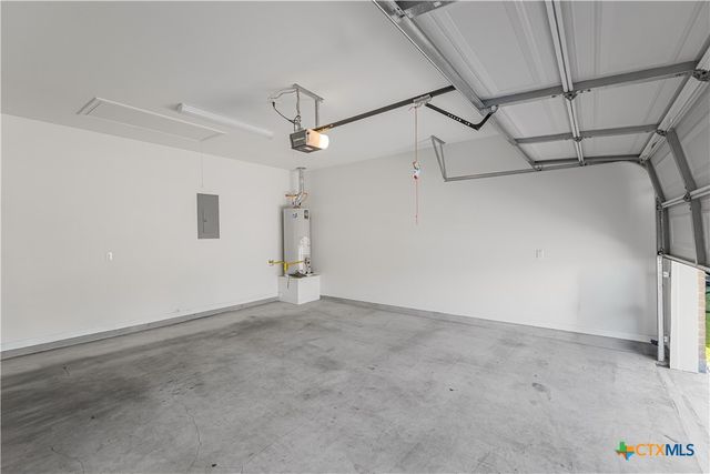 412 Brushy Creek, Victoria, TX 77904